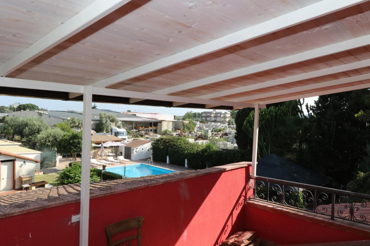 Casa Di Lu' Villa Floridia Exteriör bild