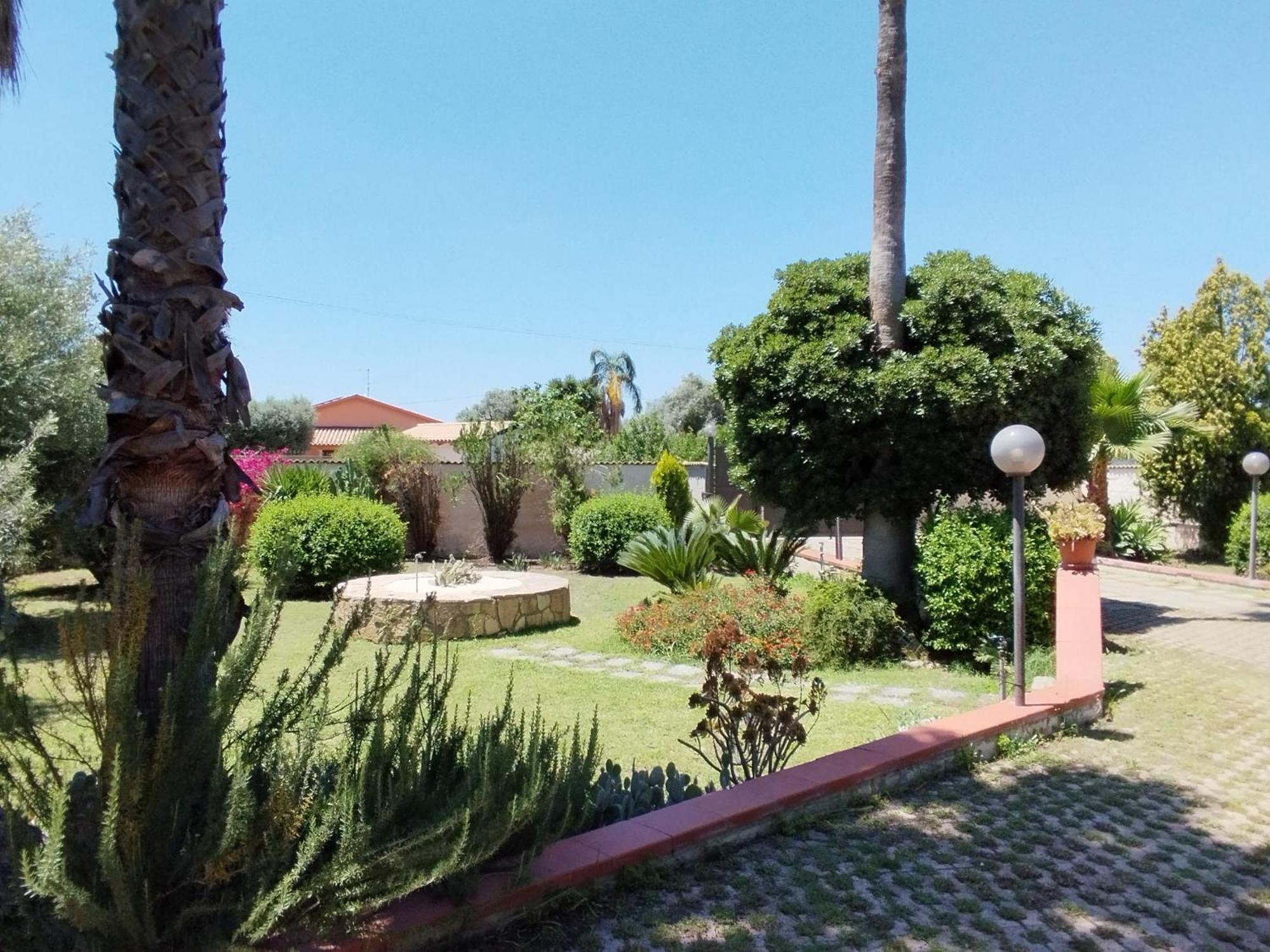Casa Di Lu' Villa Floridia Exteriör bild