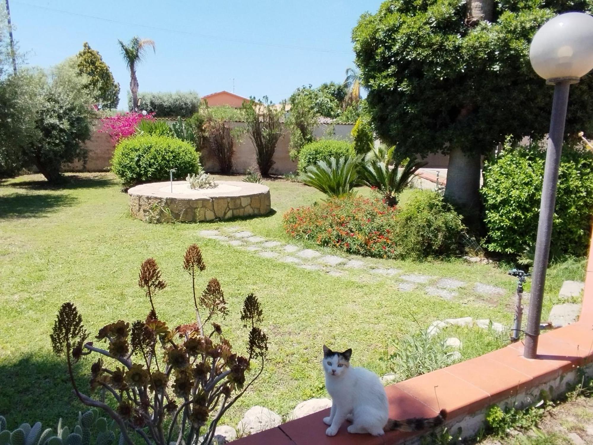 Casa Di Lu' Villa Floridia Exteriör bild